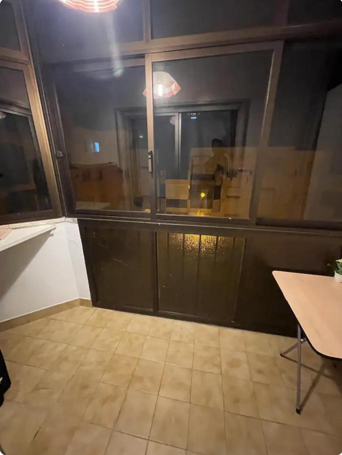 Quarto Calmo E Acolhedor Apartment Almada Luaran gambar