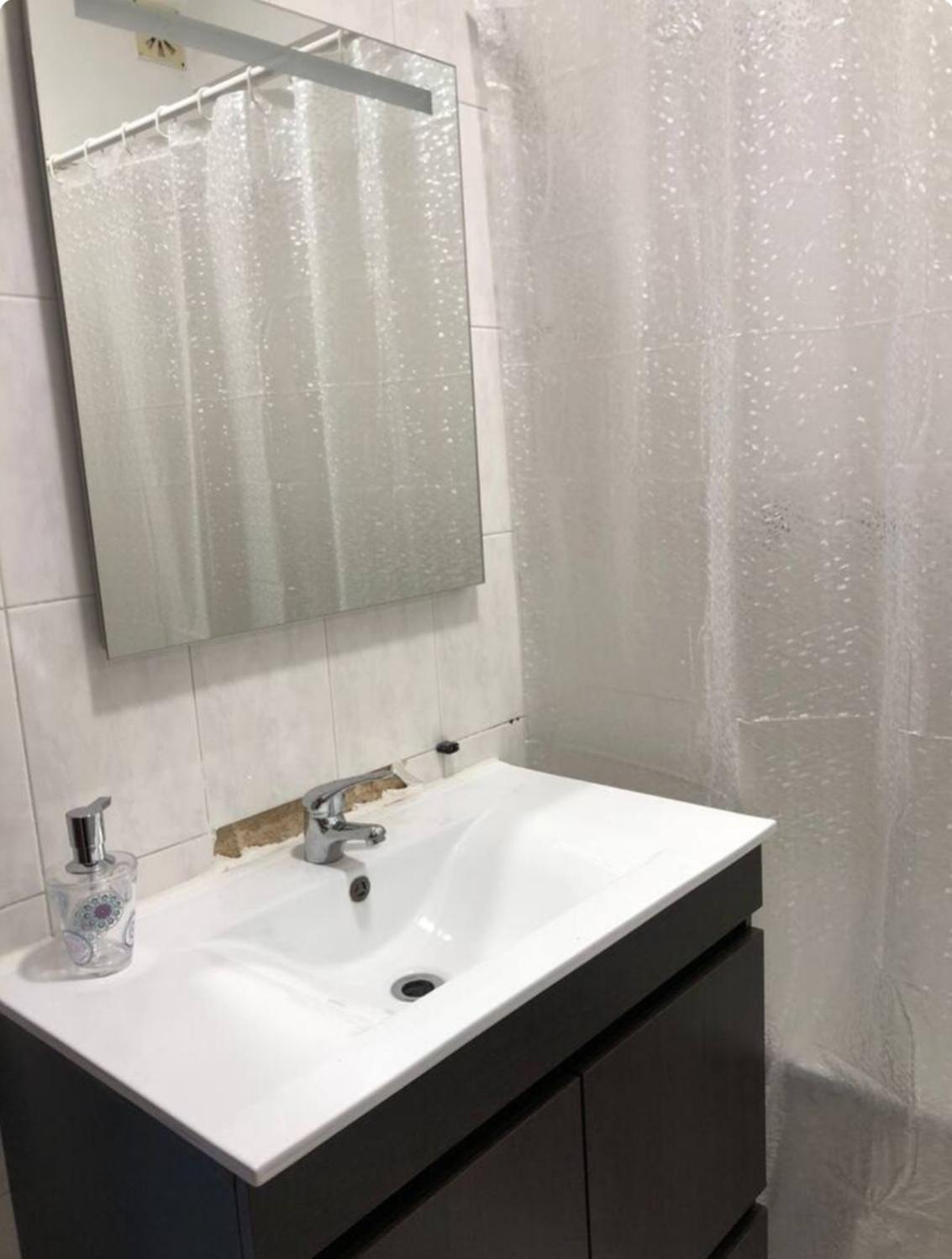 Quarto Calmo E Acolhedor Apartment Almada Luaran gambar